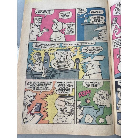 Gold Key Hanna Barbera The Funky Phantom Comic #12 November 1974 Vintage Issue - Picture 5 of 6